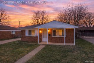 3903 Gloria Street, Wayne, MI 48184