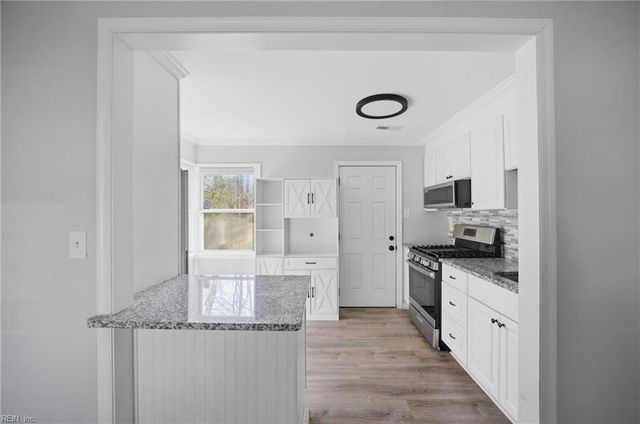 2900 Verdun AVE, Norfolk, VA 23509