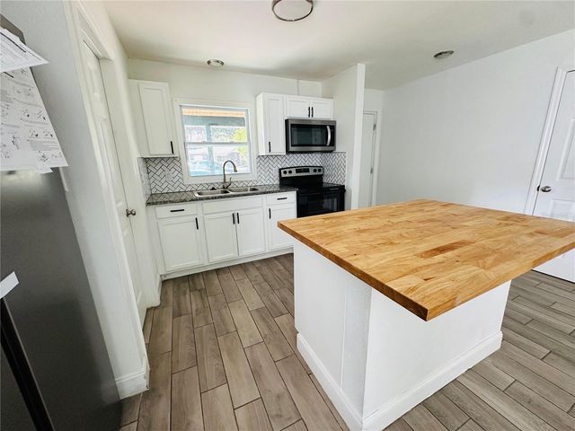 1630 JEFFERSON DRIVE, Mount Dora, FL 32757