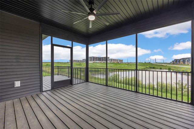 648 Rock Ridge Drive, Tiffin, IA 52340