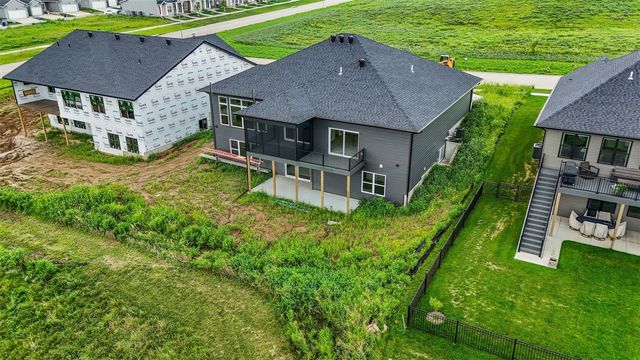 648 Rock Ridge Drive, Tiffin, IA 52340