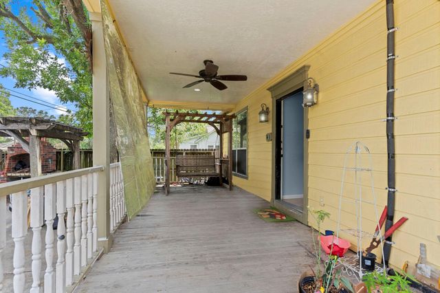 8205 Appleton, Houston, TX 77022