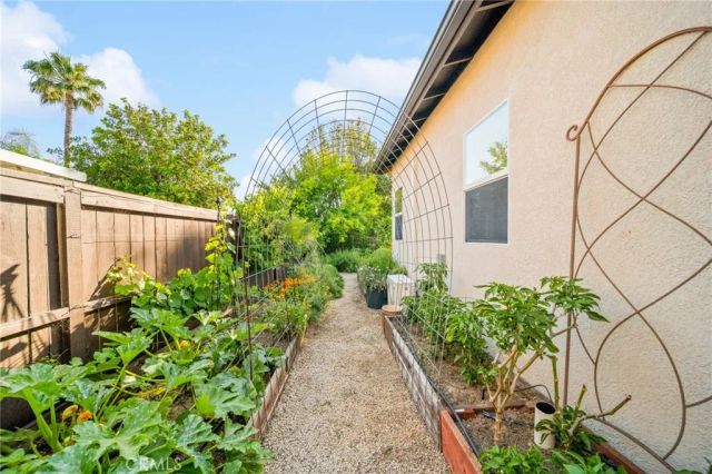 38065 Murrieta Creek, Murrieta, CA 92562