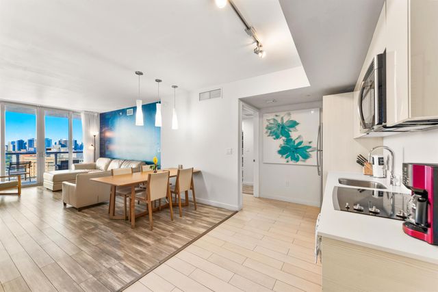 2602 E Hallandale Beach Boulevard R1805, Hallandale Beach, FL 33009