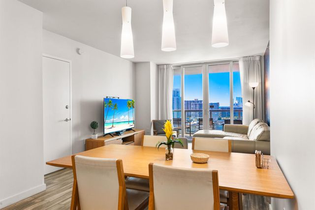 2602 E Hallandale Beach Boulevard R1805, Hallandale Beach, FL 33009