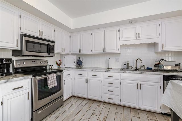 33248 199th Street, Leavenworth, KS 66048