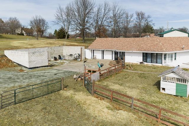 33248 199th Street, Leavenworth, KS 66048