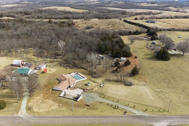 33248 199th Street, Leavenworth, KS 66048