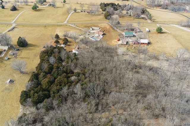 33248 199th Street, Leavenworth, KS 66048