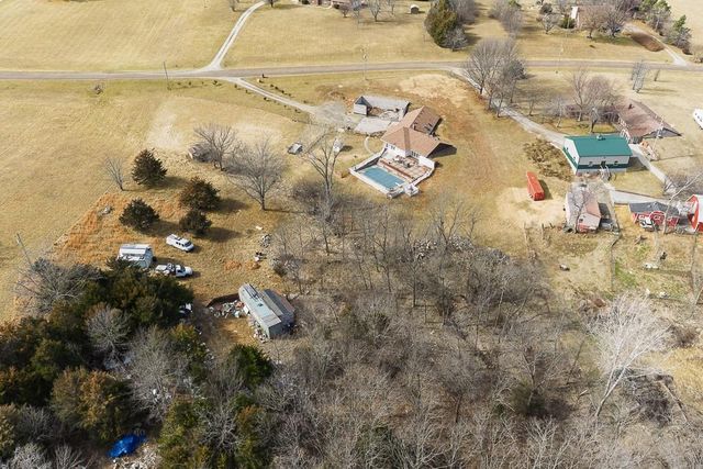 33248 199th Street, Leavenworth, KS 66048