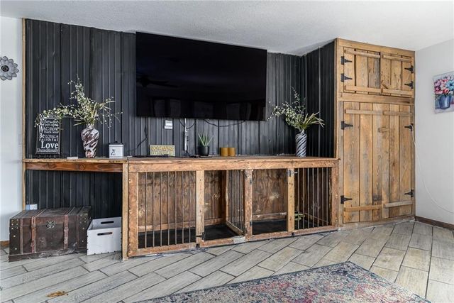 33248 199th Street, Leavenworth, KS 66048