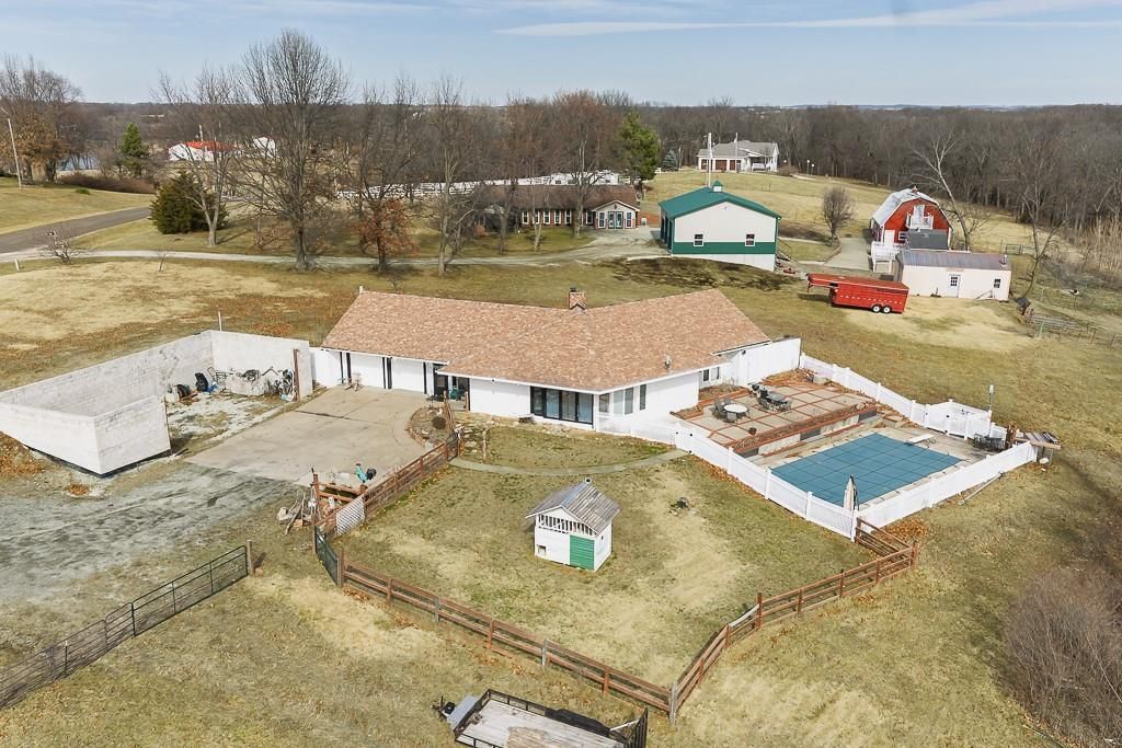 33248 199th Street, Leavenworth, KS 66048