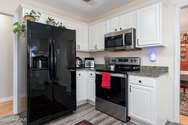 9818 N Olde Towne Wynd SE, Leland, NC 28451