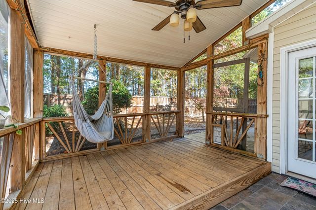 9818 N Olde Towne Wynd SE, Leland, NC 28451