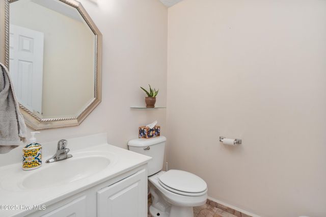 9818 N Olde Towne Wynd SE, Leland, NC 28451