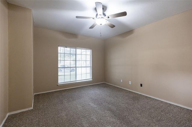 815 BLACK LOCUST DR, Pflugerville, TX 78660