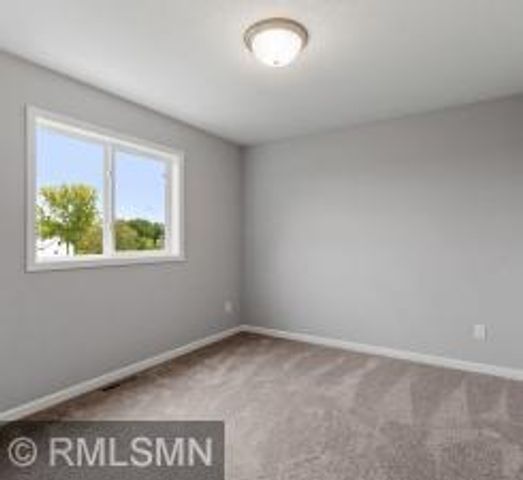 10592 Goodview Avenue S, Cottage Grove, MN 55016