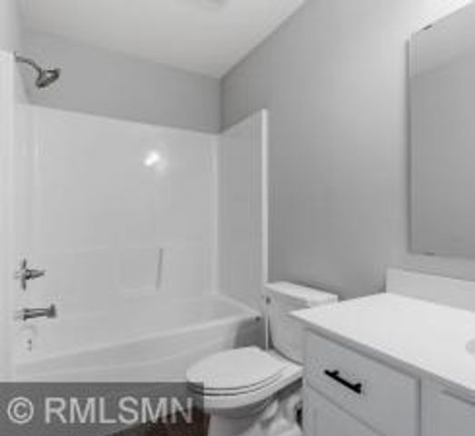 10592 Goodview Avenue S, Cottage Grove, MN 55016