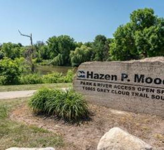 10592 Goodview Avenue S, Cottage Grove, MN 55016