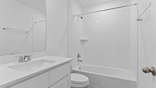 1011 Paddlefish Lane, Alvin, TX 77511