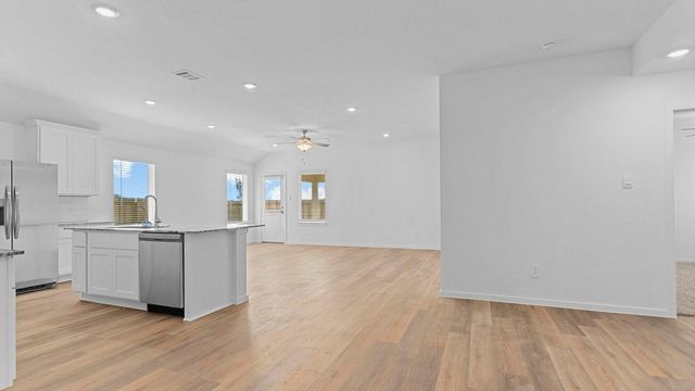 1011 Paddlefish Lane, Alvin, TX 77511