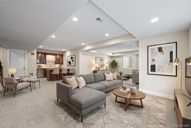 27001 E Long Circle, Aurora, CO 80016