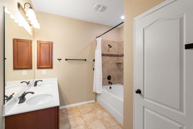 1078 Bowline DR, Georgetown, TX 78633