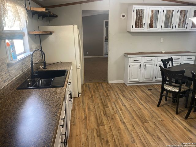 216 County Road 429, Stockdale, TX 78160