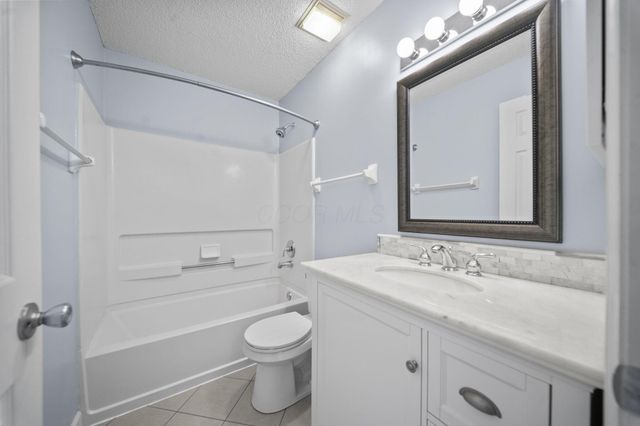 2511 Hyacinth Lane, 56A, Columbus, OH 43235