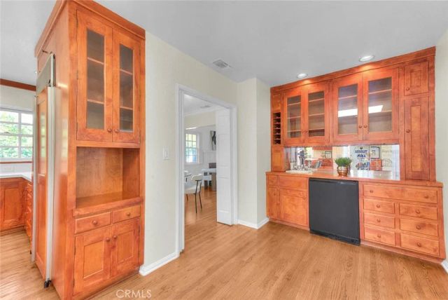 537 Jamestown, Burbank, CA 91504