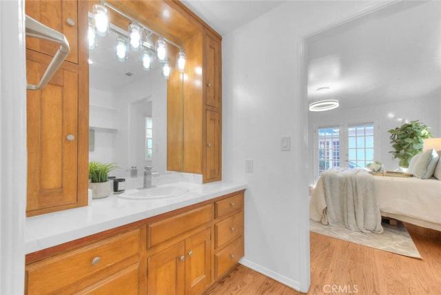 537 Jamestown, Burbank, CA 91504