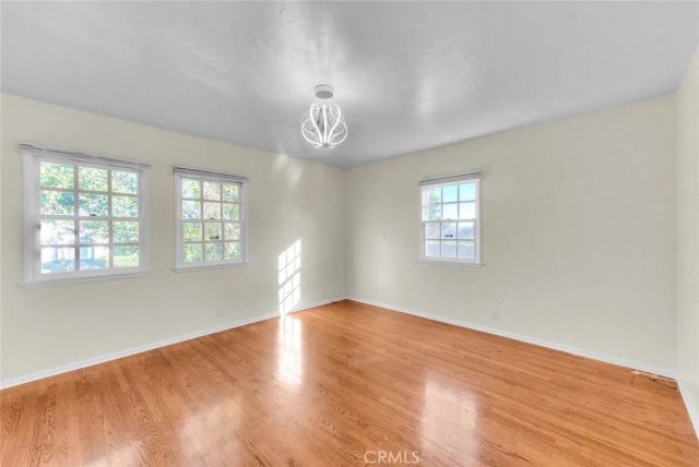 537 Jamestown, Burbank, CA 91504