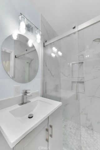 537 Jamestown, Burbank, CA 91504