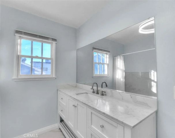 537 Jamestown, Burbank, CA 91504
