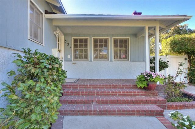 537 Jamestown, Burbank, CA 91504