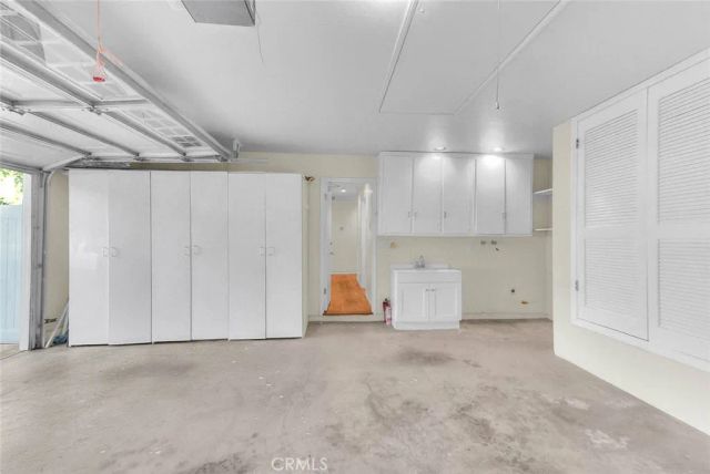 537 Jamestown, Burbank, CA 91504