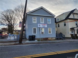 60 Jay Street, New London, CT 06320