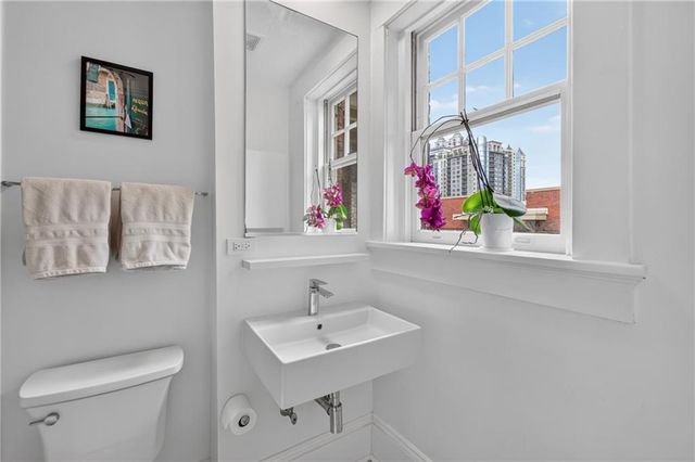 266 11th Street NE 205, Atlanta, GA 30309