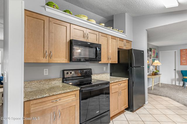 606 Seven Gables Circle SE, Palm Bay, FL 32909