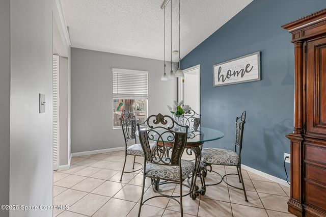 606 Seven Gables Circle SE, Palm Bay, FL 32909