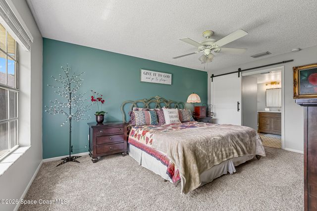 606 Seven Gables Circle SE, Palm Bay, FL 32909