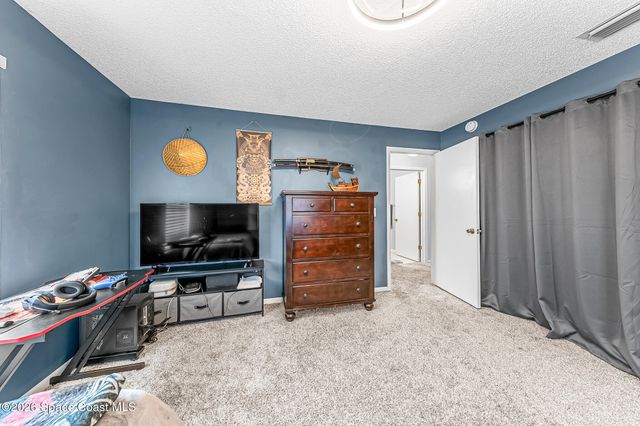 606 Seven Gables Circle SE, Palm Bay, FL 32909
