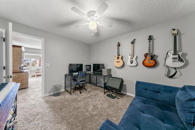 606 Seven Gables Circle SE, Palm Bay, FL 32909