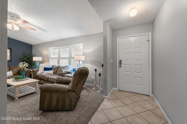 606 Seven Gables Circle SE, Palm Bay, FL 32909