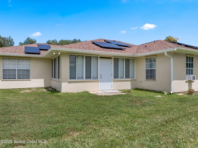 606 Seven Gables Circle SE, Palm Bay, FL 32909
