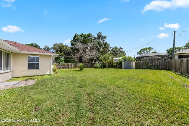 606 Seven Gables Circle SE, Palm Bay, FL 32909