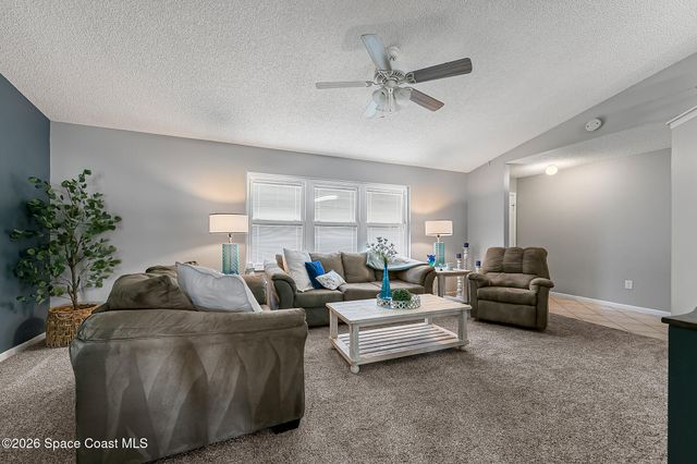 606 Seven Gables Circle SE, Palm Bay, FL 32909