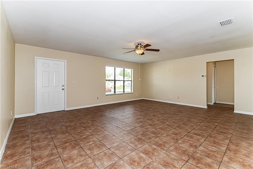 512 SW 27th TER, CAPE CORAL, FL 33914 — photo 3