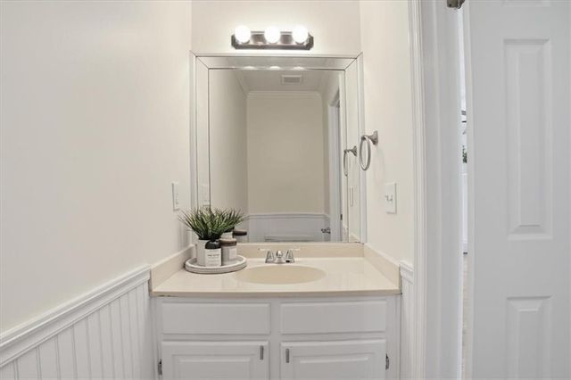 2600 Holcomb Springs Drive, Alpharetta, GA 30022