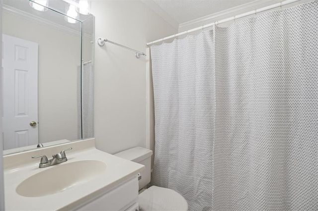 2600 Holcomb Springs Drive, Alpharetta, GA 30022